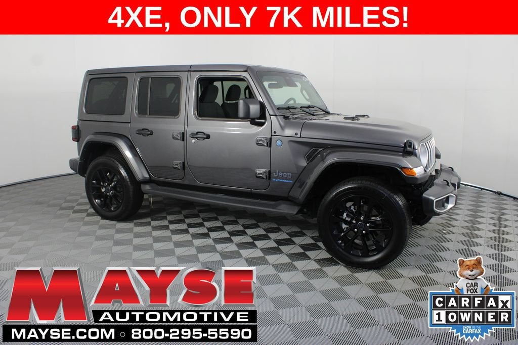 2025 Jeep Wrangler 4xe Sahara in Gray/Sahar/4Xe — front three-quarter view