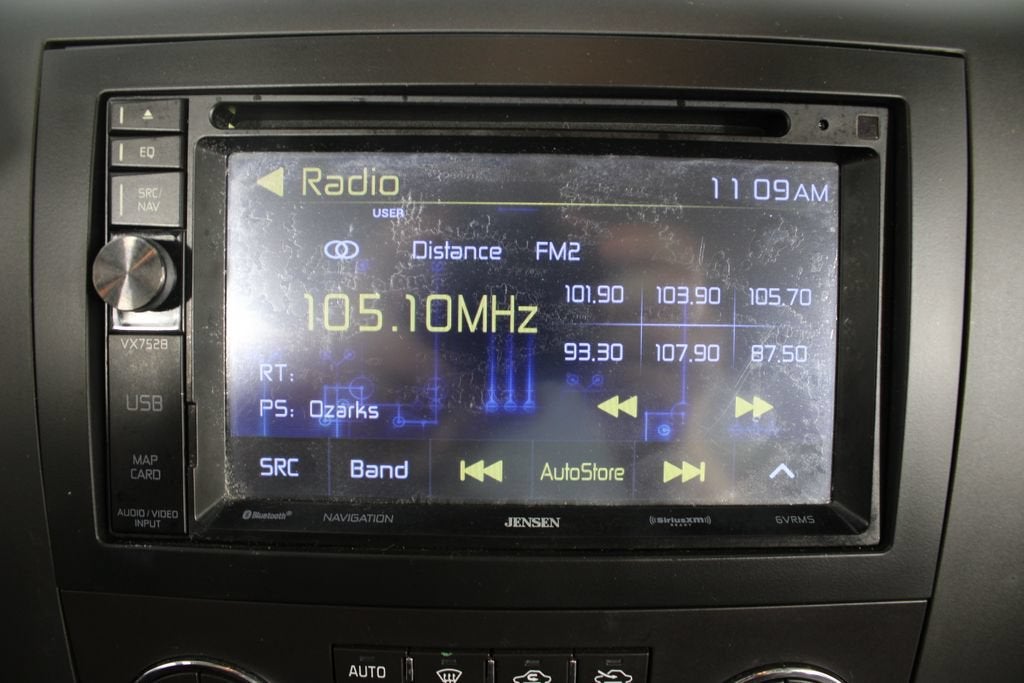 2012 GMC Sierra 1500 — interior view